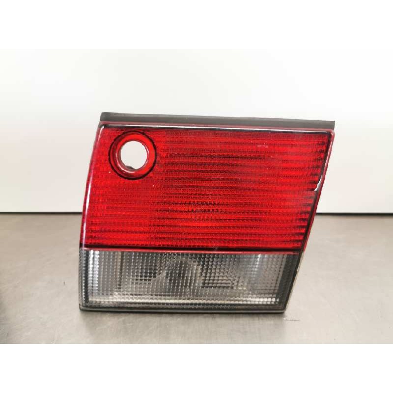 Recambio de piloto trasero central derecho para saab 9-3 coupé 2.0 s turbo referencia OEM IAM Recambio de piloto trasero central derecho para saab 9-3 coupé 2.0 s turbo referencia OEM IAM