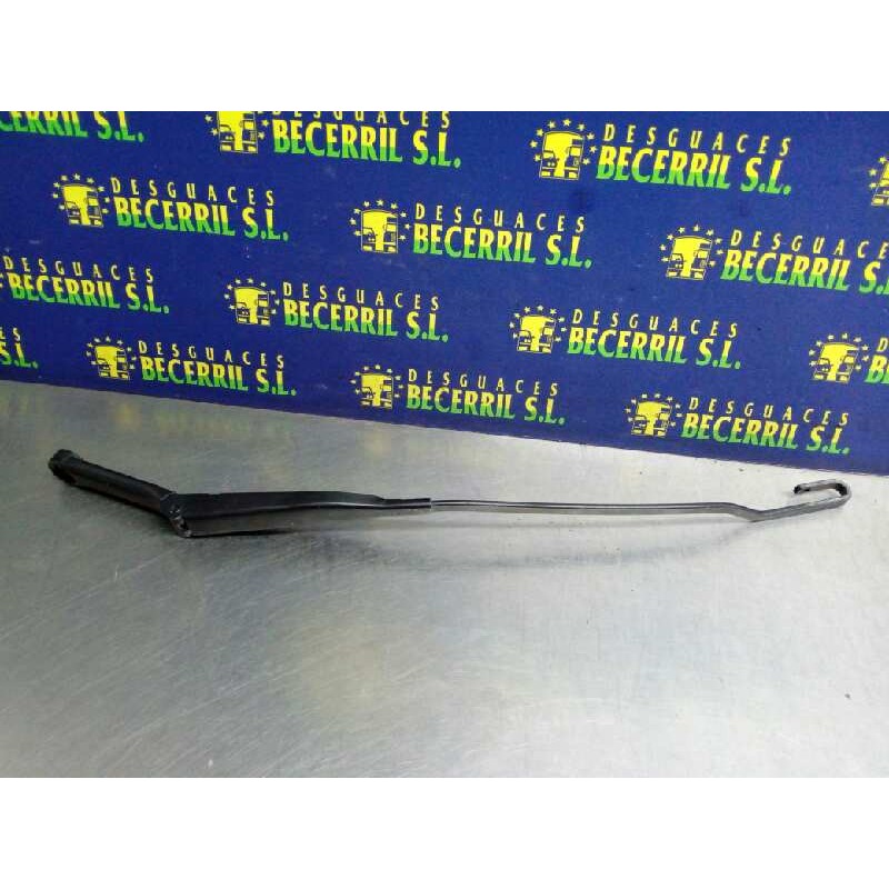 Recambio de brazo limpia delantero derecho para audi a4 avant (b5) 1.9 tdi referencia OEM IAM 8D1955408A Recambio de brazo limpia delantero derecho para audi a4 avant (b5) 1.9 tdi referencia OEM IAM 8D1955408A