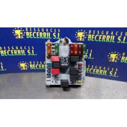 Recambio de caja reles / fusibles para alfa romeo 147 (190) referencia OEM IAM 46558759  
