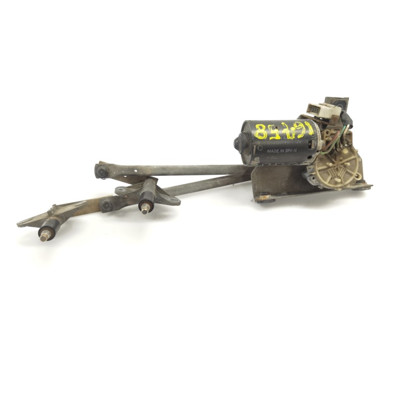 Recambio de motor limpia delantero para peugeot 205 berlina 1.8 d generation referencia OEM IAM 9390332314 Recambio de motor limpia delantero para peugeot 205 berlina 1.8 d generation referencia OEM IAM 9390332314