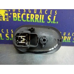 Recambio de maneta interior delantera derecha para renault scenic ii 1.9 dci diesel fap referencia OEM IAM   