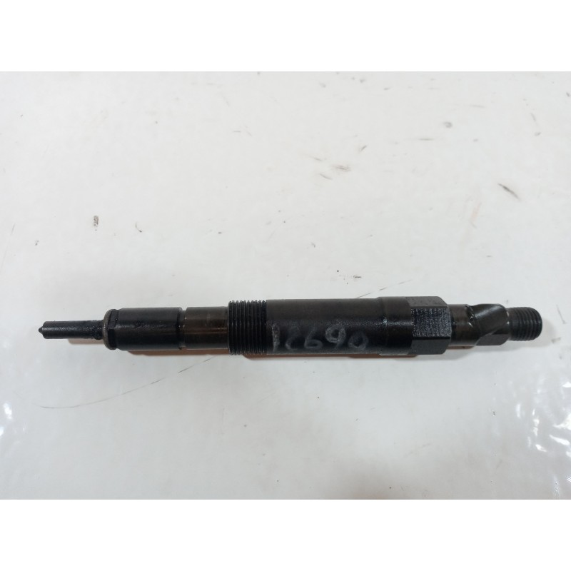 Recambio de inyector para ford mondeo berlina (ge) ambiente referencia OEM IAM 1S7QAD  