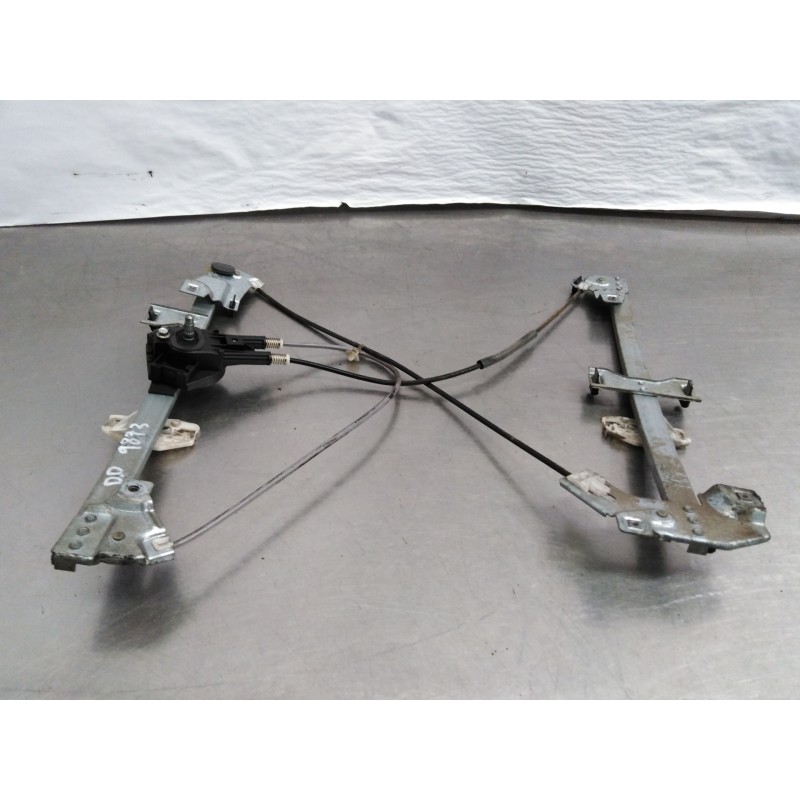 Recambio de elevalunas delantero derecho para peugeot partner (s2) combiespace pack cd referencia OEM IAM Recambio de elevalunas delantero derecho para peugeot partner (s2) combiespace pack cd referencia OEM IAM