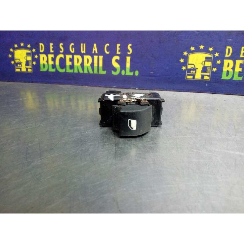 Recambio de mando elevalunas trasero izquierdo para citroen c4 berlina vtr plus referencia OEM IAM 6554HJ Recambio de mando elevalunas trasero izquierdo para citroen c4 berlina vtr plus referencia OEM IAM 6554HJ