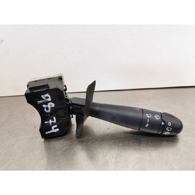 Recambio de mando limpia para renault clio ii fase ii (b/cb0) authentique referencia OEM IAM Recambio de mando limpia para renault clio ii fase ii (b/cb0) authentique referencia OEM IAM
