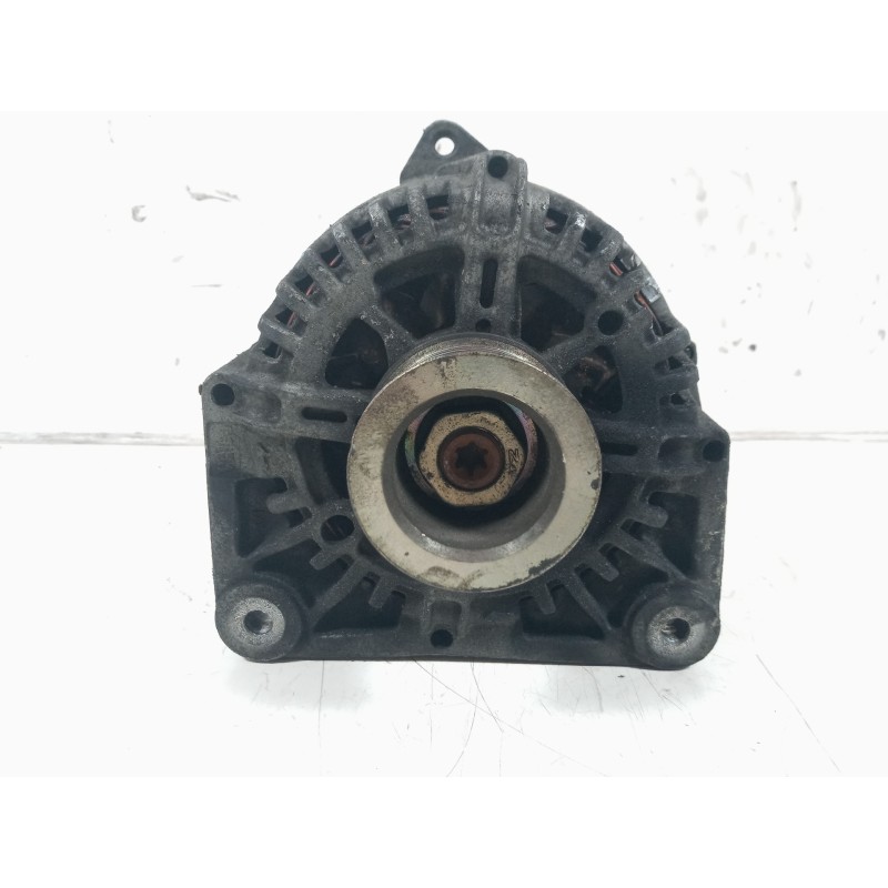 Recambio de alternador para renault megane ii classic berlina dynamique referencia OEM IAM 8200667610 Recambio de alternador para renault megane ii classic berlina dynamique referencia OEM IAM 8200667610