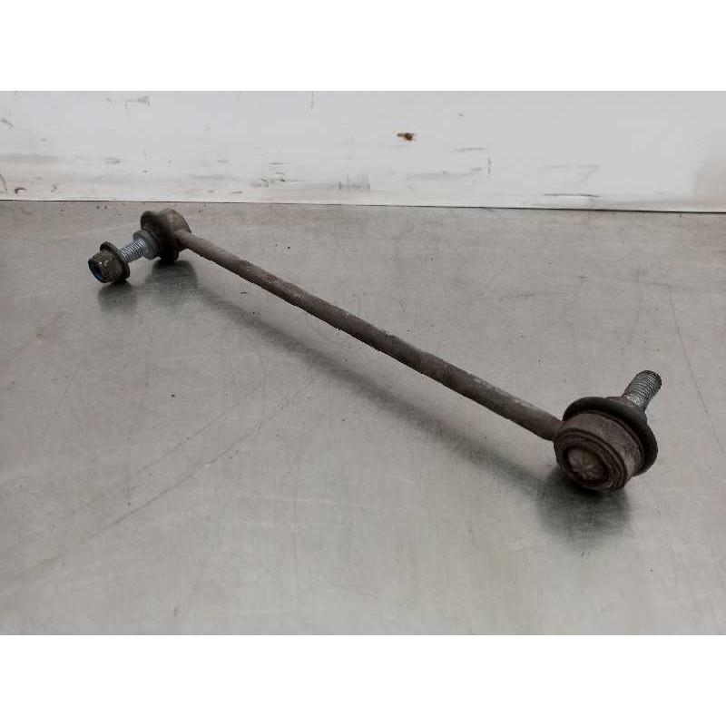 Recambio de tirante delantero izquierdo para renault megane ii classic berlina dynamique referencia OEM IAM Recambio de tirante delantero izquierdo para renault megane ii classic berlina dynamique referencia OEM IAM