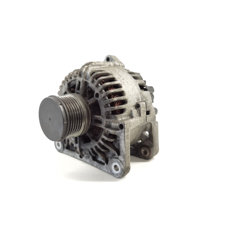 Recambio de alternador para dacia logan laureate referencia OEM IAM 8200667608A Recambio de alternador para dacia logan laureate referencia OEM IAM 8200667608A