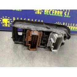 Recambio de mando elevalunas delantero izquierdo para renault megane ii berlina 5p luxe dynamique referencia OEM IAM   