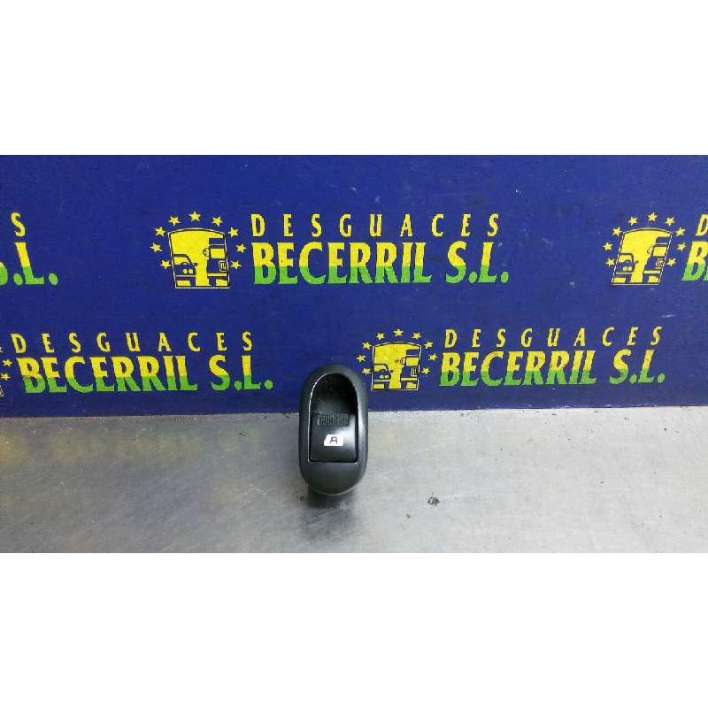 Recambio de mando elevalunas delantero derecho para peugeot 1007 sporty referencia OEM IAM Recambio de mando elevalunas delantero derecho para peugeot 1007 sporty referencia OEM IAM