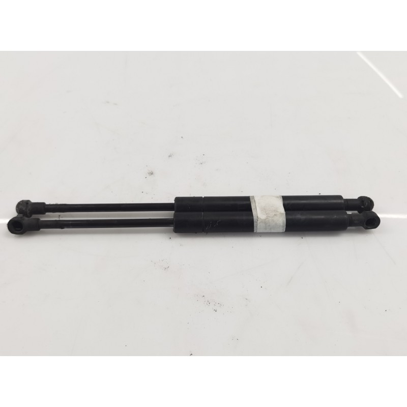 Recambio de amortiguadores capo para bmw serie 3 berlina (e46) 330d referencia OEM IAM 51238202688 Recambio de amortiguadores capo para bmw serie 3 berlina (e46) 330d referencia OEM IAM 51238202688