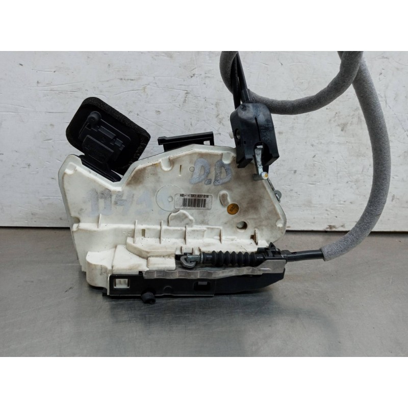Recambio de cerradura puerta delantera derecha para volkswagen polo (6r1) advance referencia OEM IAM 5K1837016 Recambio de cerradura puerta delantera derecha para volkswagen polo (6r1) advance referencia OEM IAM 5K1837016