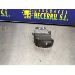 Recambio de mando elevalunas trasero derecho para renault modus dynamique referencia OEM IAM 8200214936  