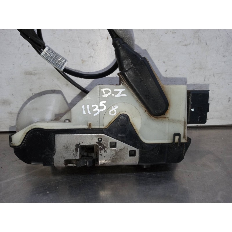 Recambio de cerradura puerta delantera izquierda para peugeot 208 active referencia OEM IAM Recambio de cerradura puerta delantera izquierda para peugeot 208 active referencia OEM IAM