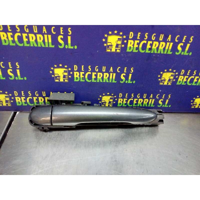 Recambio de maneta exterior trasera derecha para nissan primera berlina (p12) visia referencia OEM IAM Recambio de maneta exterior trasera derecha para nissan primera berlina (p12) visia referencia OEM IAM