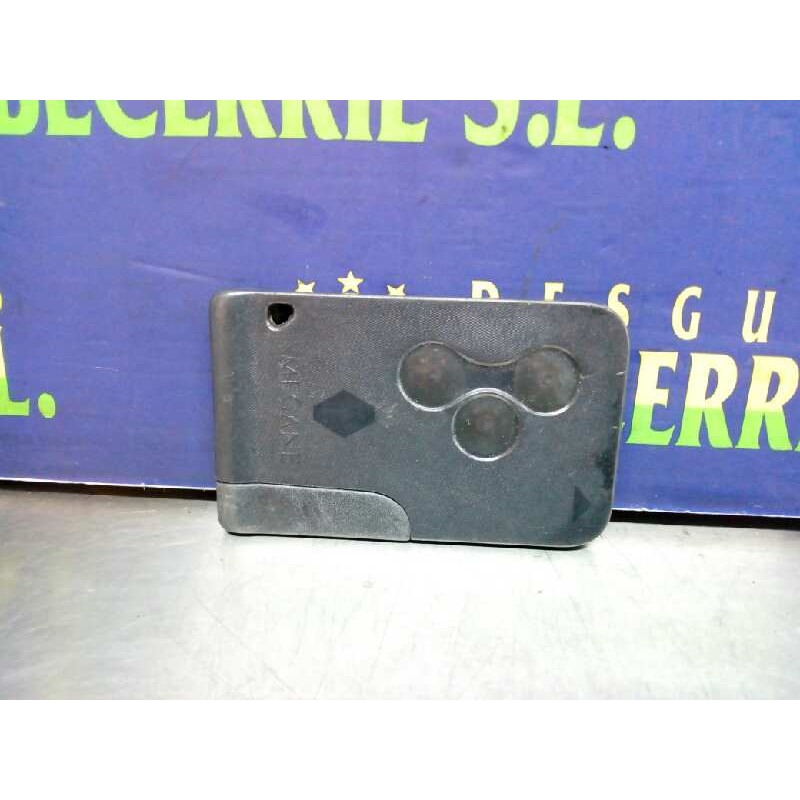 Recambio de tarjeta para renault megane ii classic berlina confort authentique referencia OEM IAM Recambio de tarjeta para renault megane ii classic berlina confort authentique referencia OEM IAM
