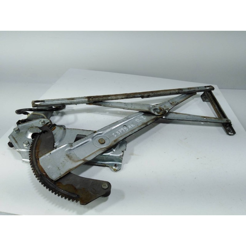 Recambio de elevalunas delantero izquierdo para jeep cherokee (j) 2.5 basis referencia OEM IAM Recambio de elevalunas delantero izquierdo para jeep cherokee (j) 2.5 basis referencia OEM IAM
