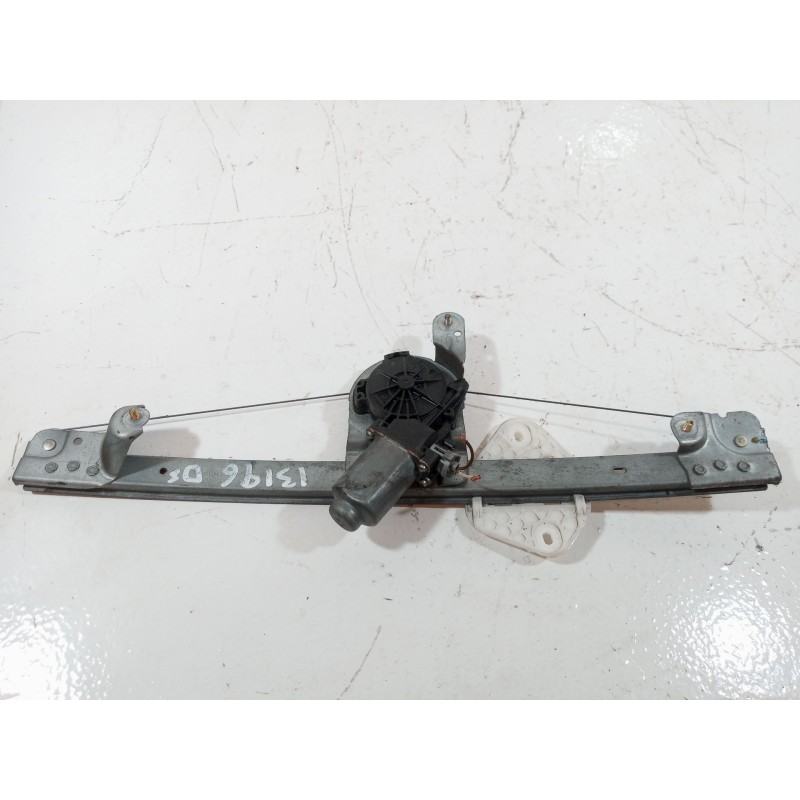 Recambio de elevalunas delantero izquierdo para dacia logan básico referencia OEM IAM Recambio de elevalunas delantero izquierdo para dacia logan básico referencia OEM IAM