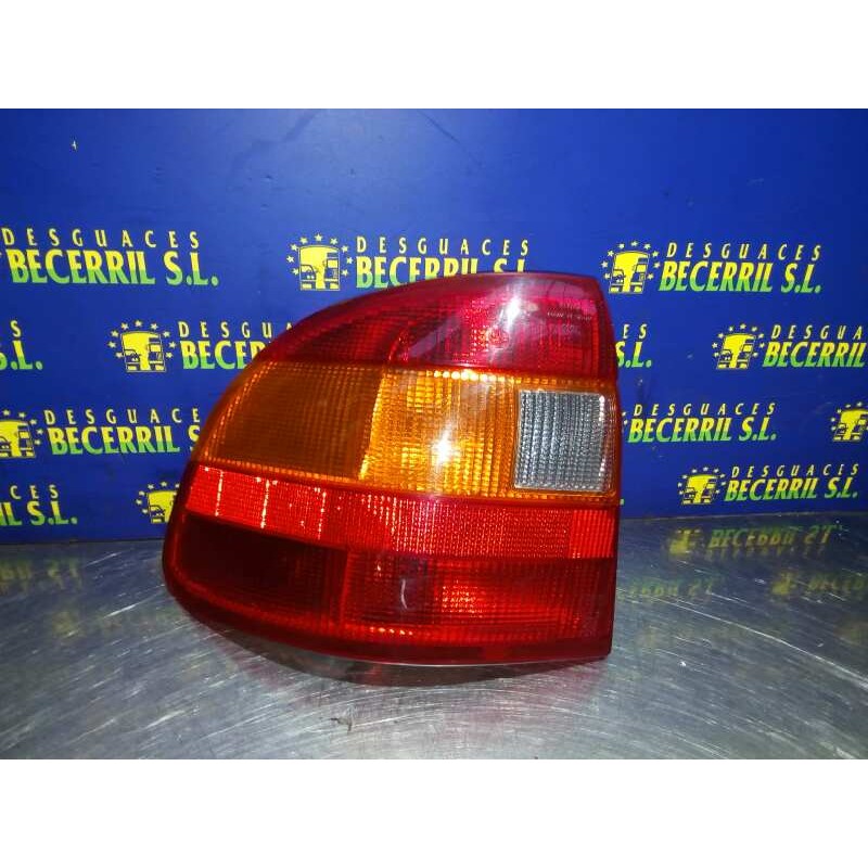 Recambio de piloto trasero izquierdo para opel astra f berlina gl referencia OEM IAM Recambio de piloto trasero izquierdo para opel astra f berlina gl referencia OEM IAM