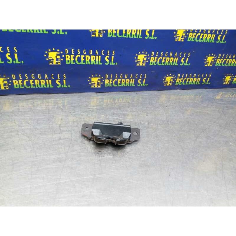 Recambio de cerradura maletero / porton para peugeot 106 (s2) 1.1 referencia OEM IAM Recambio de cerradura maletero / porton para peugeot 106 (s2) 1.1 referencia OEM IAM