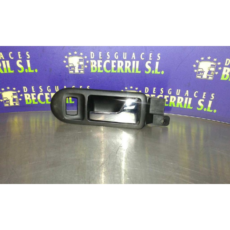 Recambio de maneta interior delantera derecha para volkswagen golf iv berlina (1j1) conceptline referencia OEM IAM 3B1837114T Recambio de maneta interior delantera derecha para volkswagen golf iv berlina (1j1) conceptline referencia OEM IAM 3B1837114T