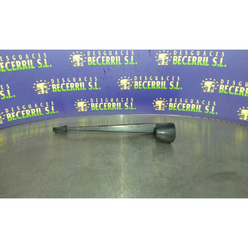 Recambio de brazo limpia trasero para volkswagen golf iv berlina (1j1) conceptline referencia OEM IAM 1J6955707A Recambio de brazo limpia trasero para volkswagen golf iv berlina (1j1) conceptline referencia OEM IAM 1J6955707A