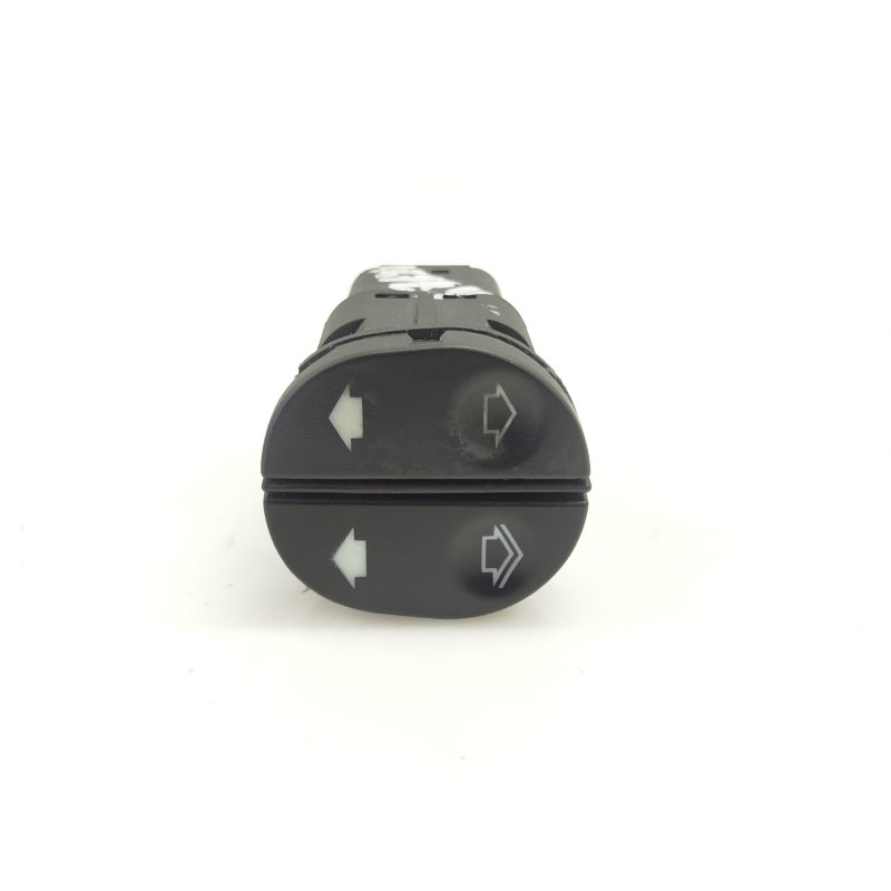 Recambio de mando elevalunas delantero izquierdo para opel combo (corsa b) cargo referencia OEM IAM Recambio de mando elevalunas delantero izquierdo para opel combo (corsa b) cargo referencia OEM IAM