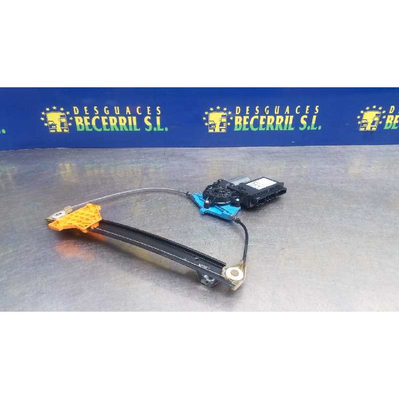 Recambio de elevalunas trasero derecho para audi a4 berlina (8e) 2.5 tdi quattro (132kw) referencia OEM IAM Recambio de elevalunas trasero derecho para audi a4 berlina (8e) 2.5 tdi quattro (132kw) referencia OEM IAM