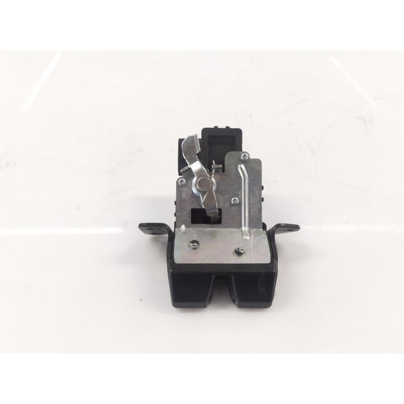 Recambio de cerradura maletero / porton para kia cee´d sporty wagon concept referencia OEM IAM Recambio de cerradura maletero / porton para kia cee´d sporty wagon concept referencia OEM IAM