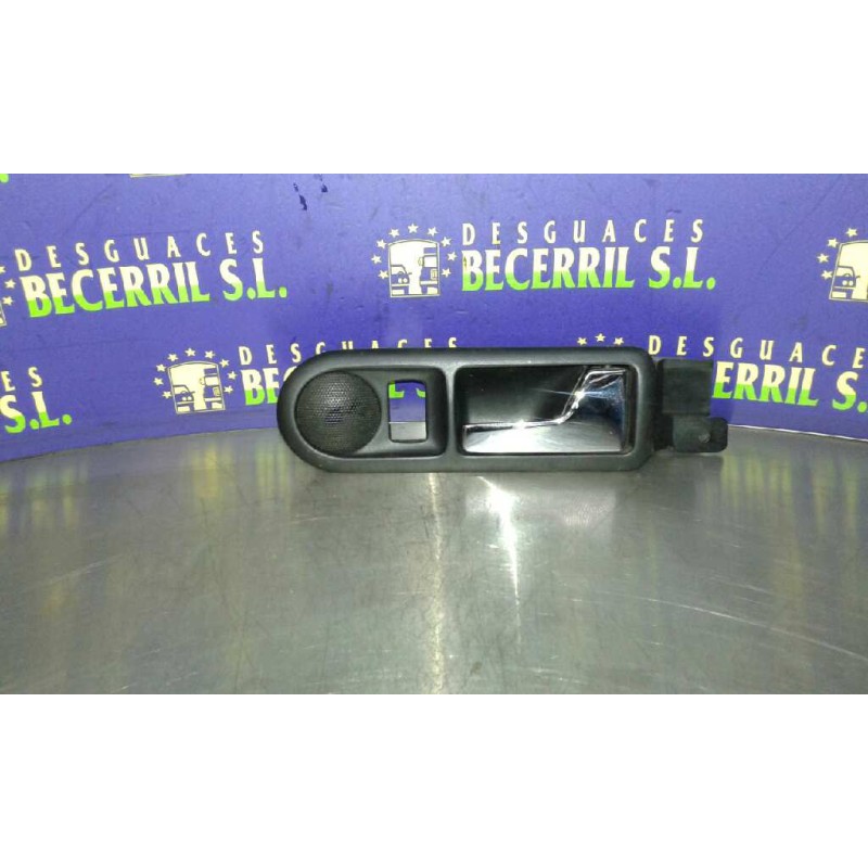 Recambio de maneta interior trasera derecha para volkswagen golf iv berlina (1j1) conceptline referencia OEM IAM Recambio de maneta interior trasera derecha para volkswagen golf iv berlina (1j1) conceptline referencia OEM IAM