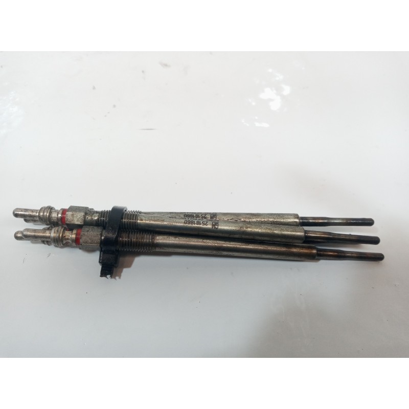 Recambio de calentadores para chevrolet cruze ls referencia OEM IAM 25181860 Recambio de calentadores para chevrolet cruze ls referencia OEM IAM 25181860