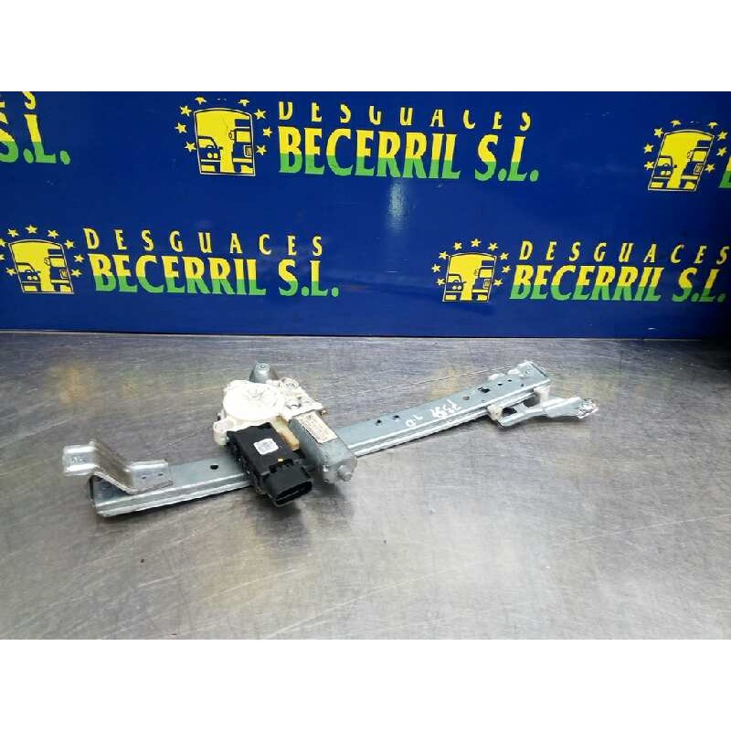 Recambio de elevalunas trasero derecho para mercedes clase a (w168) 170 cdi l (168.109) referencia OEM IAM Recambio de elevalunas trasero derecho para mercedes clase a (w168) 170 cdi l (168.109) referencia OEM IAM