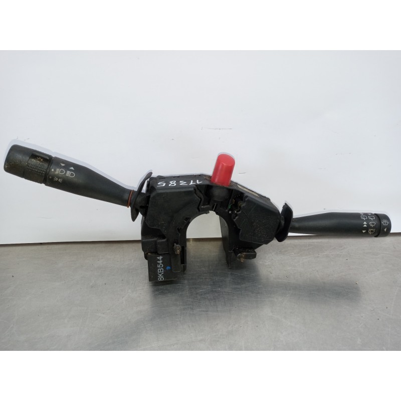 Recambio de com 2000 para ford fiesta berlina ghia referencia OEM IAM XS6T11K665CA  