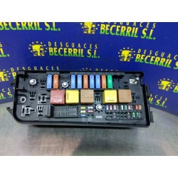 Recambio de caja reles / fusibles para opel vectra c berlina comfort referencia OEM IAM 13144709 519066021 