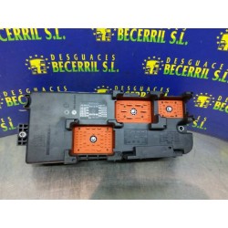 Recambio de caja reles / fusibles para opel vectra c berlina comfort referencia OEM IAM 13144709 519066021 