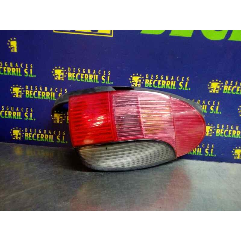 Recambio de piloto trasero derecho para peugeot 306 break boulebard referencia OEM IAM Recambio de piloto trasero derecho para peugeot 306 break boulebard referencia OEM IAM