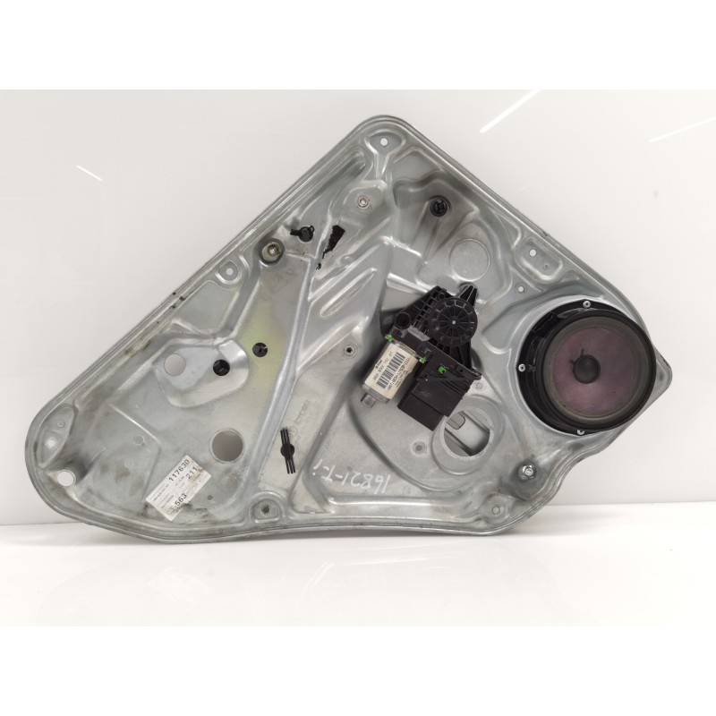 Recambio de elevalunas trasero izquierdo para volkswagen passat variant (3b5) comfortline referencia OEM IAM 3B9839751AT  