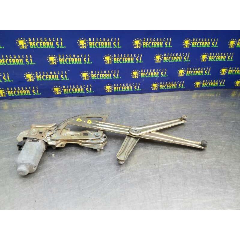 Recambio de elevalunas delantero derecho para peugeot 205 berlina 1.8 d generation referencia OEM IAM 922269 Recambio de elevalunas delantero derecho para peugeot 205 berlina 1.8 d generation referencia OEM IAM 922269