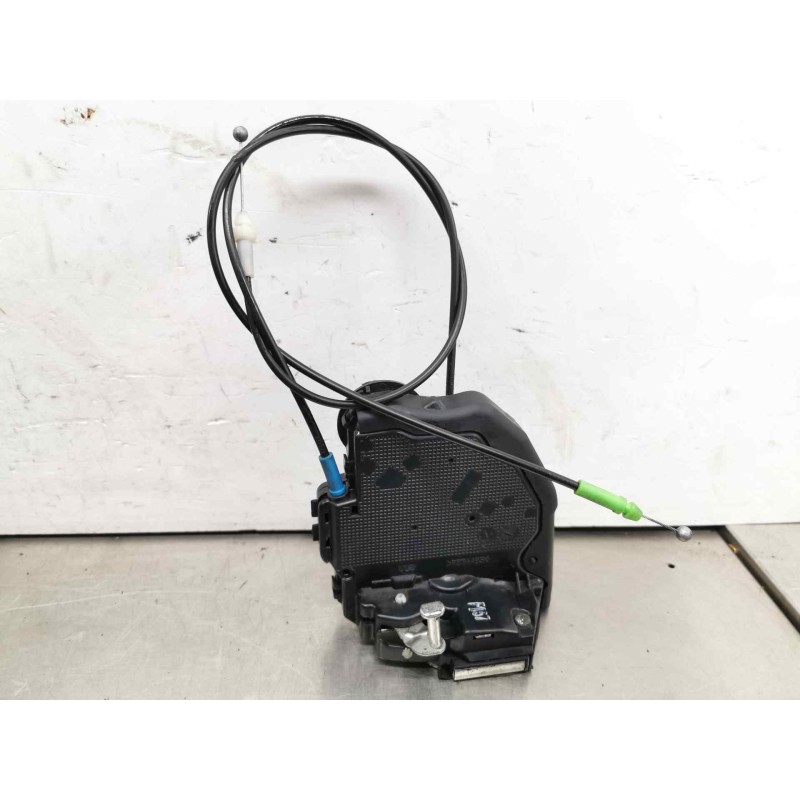 Recambio de cerradura puerta trasera izquierda para toyota auris luna+ referencia OEM IAM   
