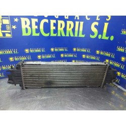 Recambio de intercooler para nissan primastar (x83) combi 6 asientos batalla 2,96t referencia OEM IAM 7700312903  