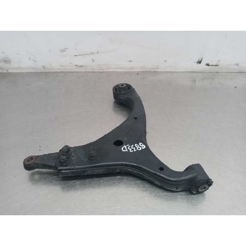 Recambio de brazo suspension inferior delantero derecho para kia carens (un) emotion referencia OEM IAM Recambio de brazo suspension inferior delantero derecho para kia carens (un) emotion referencia OEM IAM
