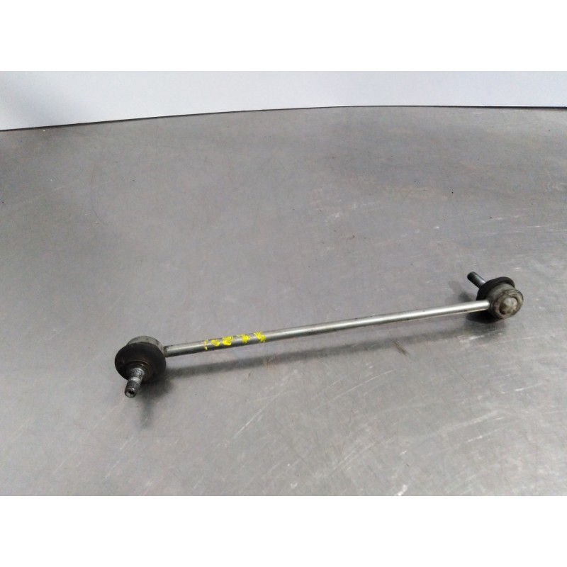 Recambio de tirante delantero izquierdo para peugeot partner kombi premium referencia OEM IAM Recambio de tirante delantero izquierdo para peugeot partner kombi premium referencia OEM IAM