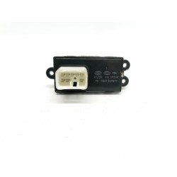 Recambio de mando elevalunas trasero derecho para hyundai i30 comfort referencia OEM IAM   