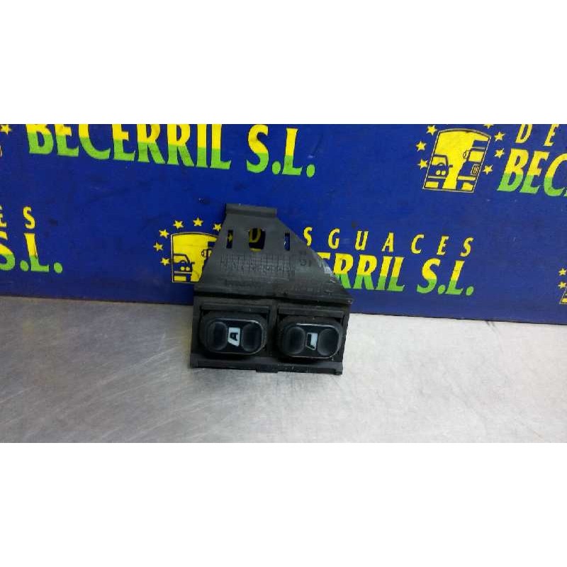 Recambio de mando elevalunas delantero izquierdo para citroen xantia berlina 1.9 td sx referencia OEM IAM Recambio de mando elevalunas delantero izquierdo para citroen xantia berlina 1.9 td sx referencia OEM IAM