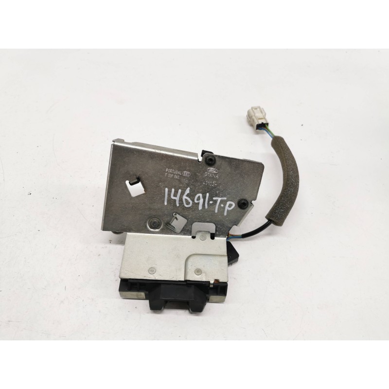 Recambio de cerradura maletero / porton para ford mondeo berlina (ge) ambiente referencia OEM IAM 3S7143102AB Recambio de cerradura maletero / porton para ford mondeo berlina (ge) ambiente referencia OEM IAM 3S7143102AB