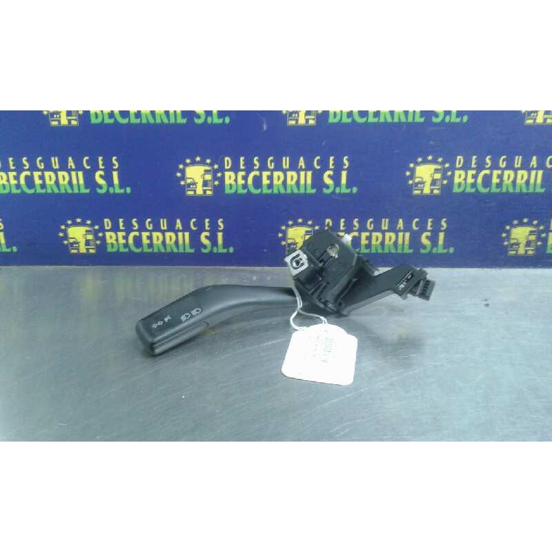 Recambio de mando intermitentes para seat toledo (5p2) magnus referencia OEM IAM 1K0953513 Recambio de mando intermitentes para seat toledo (5p2) magnus referencia OEM IAM 1K0953513