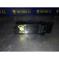 Recambio de mando elevalunas delantero izquierdo para nissan primera berlina (p12) acenta referencia OEM IAM 25401AV640  