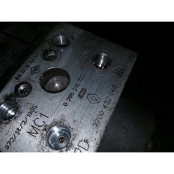 Recambio de abs para renault scenic (ja..) 1.6 16v expression referencia OEM IAM 7700432643  