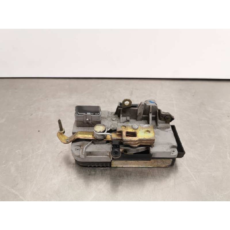 Recambio de cerradura puerta delantera derecha para lancia phedra (180) 2.2 jtd 16v executive referencia OEM IAM   