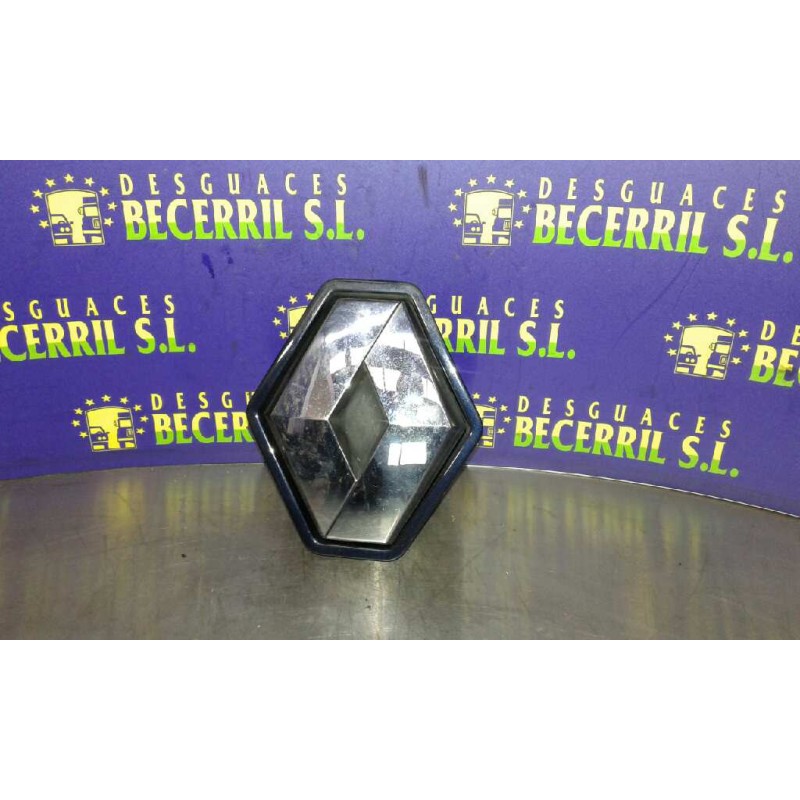 Recambio de maneta exterior porton para renault vel satis (bj0) initiale referencia OEM IAM Recambio de maneta exterior porton para renault vel satis (bj0) initiale referencia OEM IAM